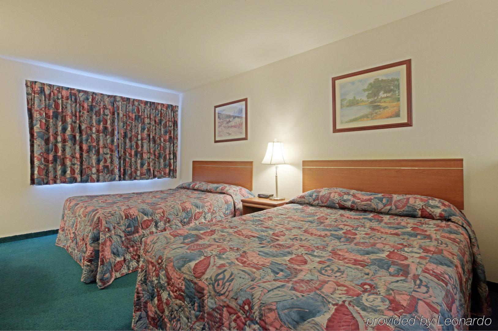 Americas Best Value Inn & Suites-Forest Grove/Hillsboro חדר תמונה