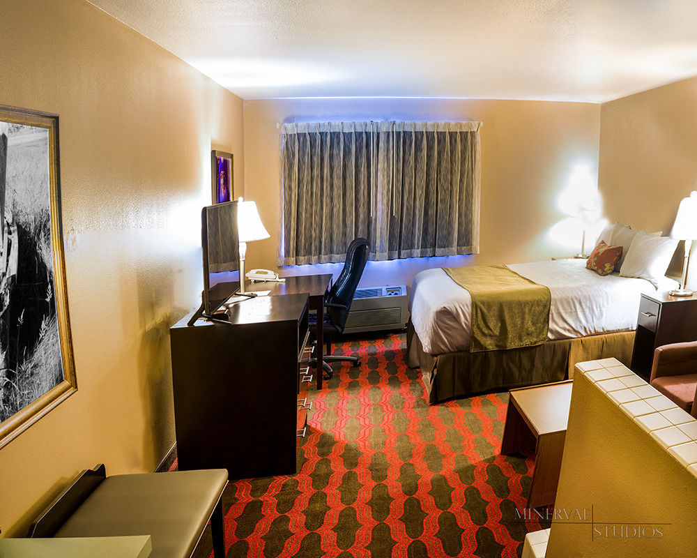 Americas Best Value Inn & Suites-Forest Grove/Hillsboro מראה חיצוני תמונה