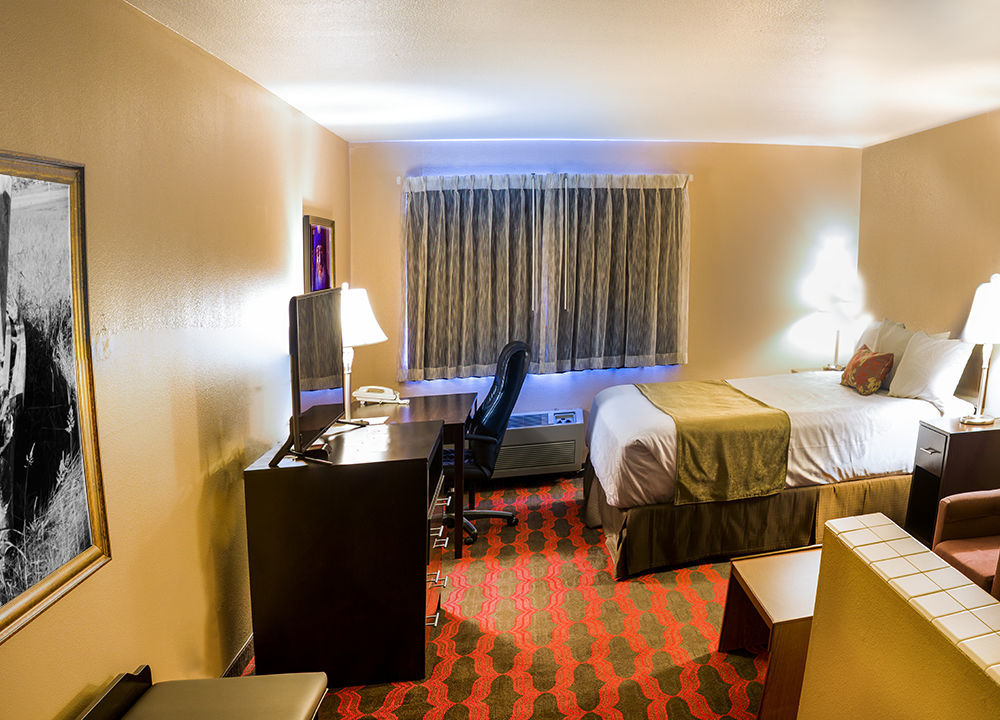 Americas Best Value Inn & Suites-Forest Grove/Hillsboro מראה חיצוני תמונה