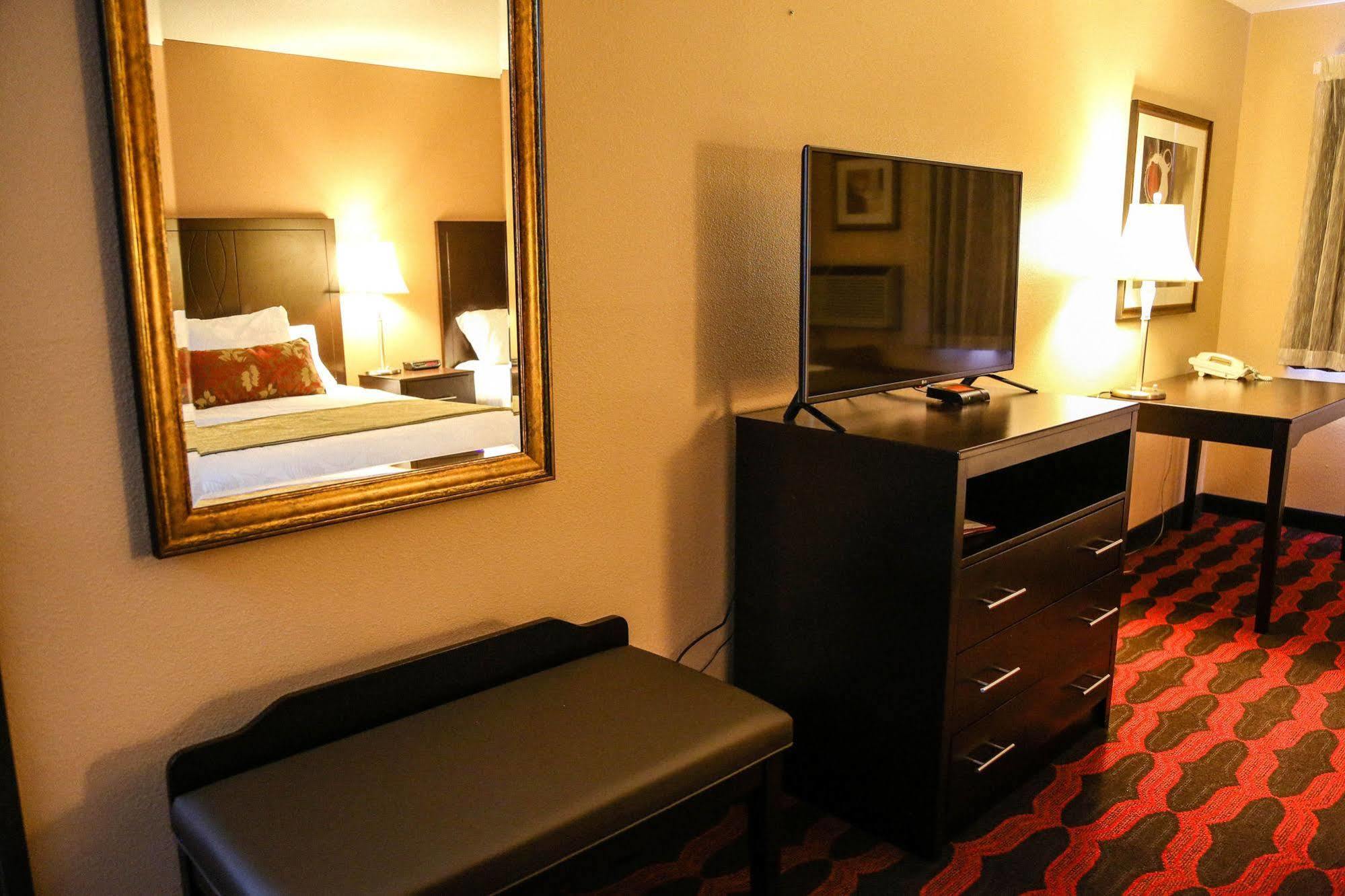 Americas Best Value Inn & Suites-Forest Grove/Hillsboro מראה חיצוני תמונה