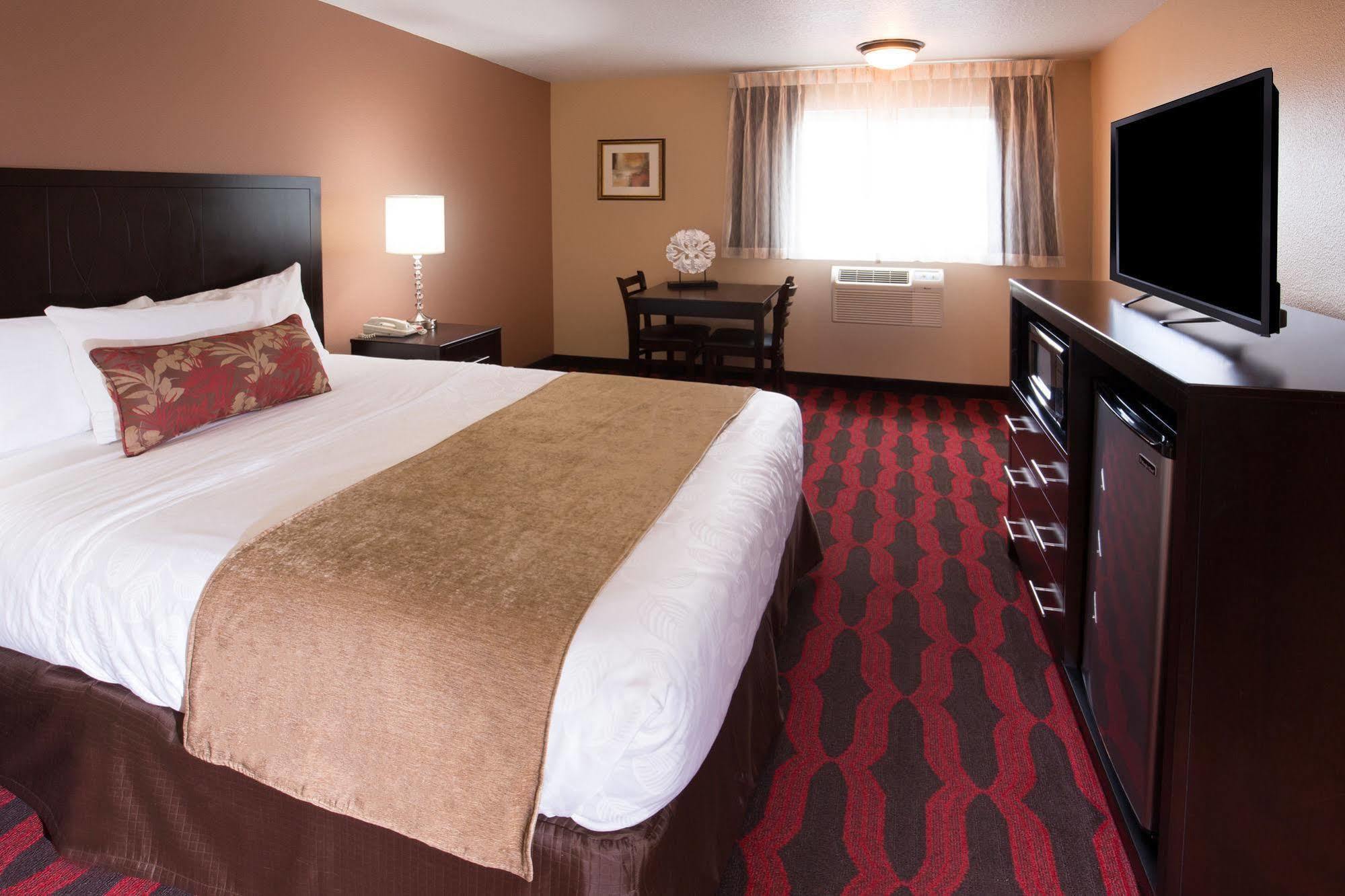 Americas Best Value Inn & Suites-Forest Grove/Hillsboro מראה חיצוני תמונה