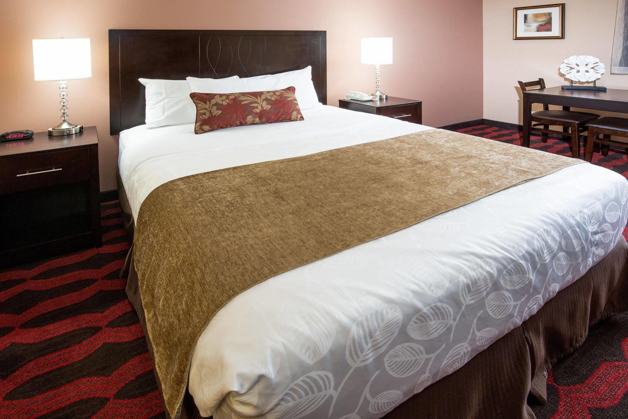 Americas Best Value Inn & Suites-Forest Grove/Hillsboro מראה חיצוני תמונה